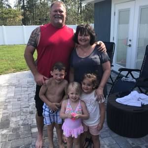 Meet your Posher, Linda